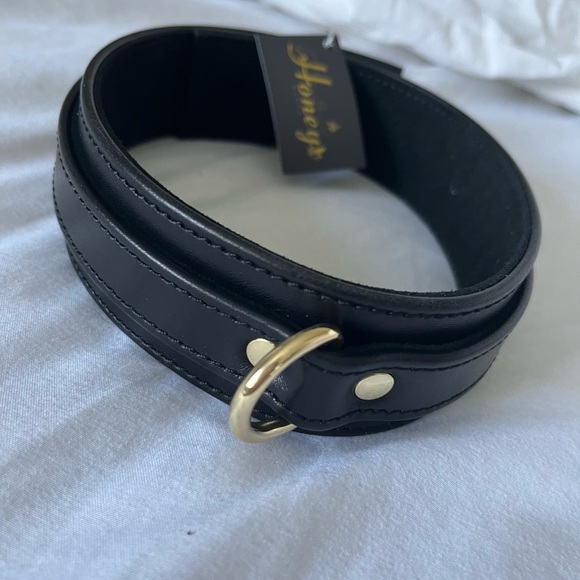 BNWT LEATHER COLLAR - Picture 4 of 5